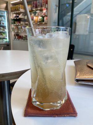 Mint Yuzu iced tea  at Swallow Bakery & Cafe - 스왈로베이커리카페 in Seoul