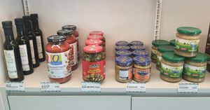 olive oil, garlic sauce, jalapenos, mustard, Sauerkraut at Swallow Bakery & Cafe - 스왈로베이커리카페 in Seoul