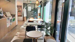 interior of location - seating at Swallow Bakery & Cafe - 스왈로베이커리카페 in Seoul