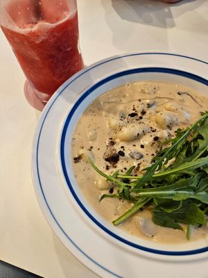  at Swallow Bakery & Cafe - 스왈로베이커리카페 in Seoul