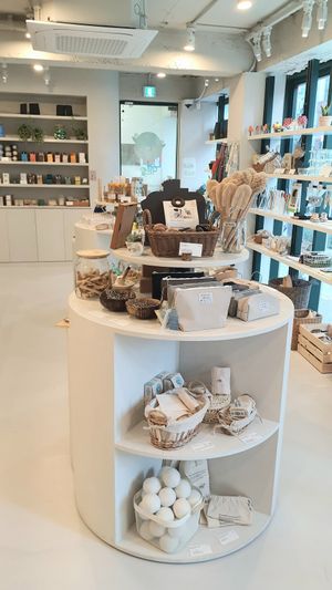 interior of location at Thanks To Zero Waste - 덕분애 제로웨이스트샵 in Seoul