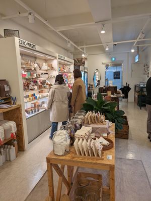  at Thanks To Zero Waste - 덕분애 제로웨이스트샵 in Seoul