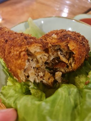 V wing ~ 4/11/22 at The Kind Bowl - Serangoon Garden in Northeast Singapore