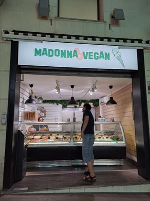  at Madonna Vegan in Figueres