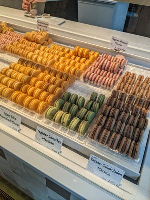 selection (june 2024) at Isabella Glutenfeie Pâtisserie in Frankfurt