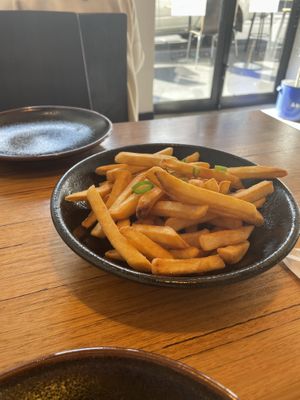 Five spice chips  at Cookatoo Kitchen in Richmond