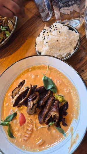 Vegan red curry duck at Cookatoo Kitchen in Richmond