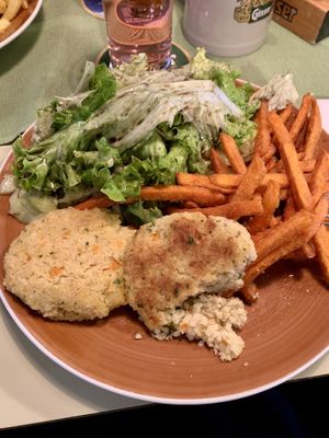 Hausgemachte Hirselaibchen  at Präbichlerhof in Vordernberg