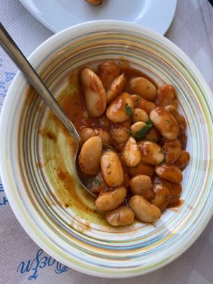 Gigantes (Riesenbohnen)  at Restaurant Levante in Crete
