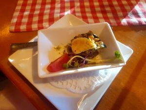 Veganer Gruß aus der Küche at Das Kukovetz in Planegg