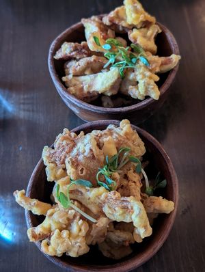 Fries Lions Mane & Oyster Mushrooms at Hawker in Toronto