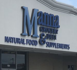 Sign at Manna Grocery and Deli in Tuscaloosa