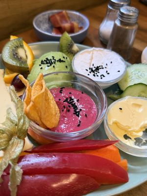 Frühstück mit 6 Auswahlen  at Homely in Hamburg