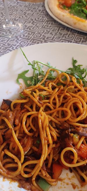 Vegetarian spaghetti at Pizzeria Jupiter in Pula