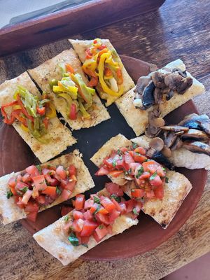 Bruchetta 12/10 (vegan) at Pane e Vino in Lentag