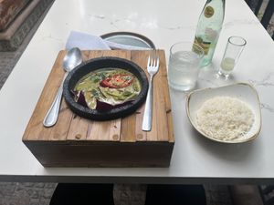 green curry with tofu  at Manaw in Mexico City