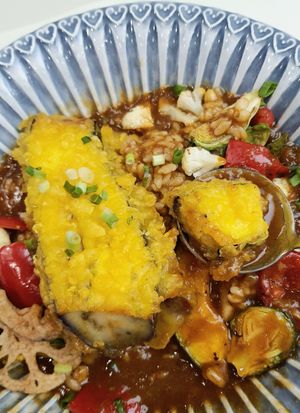 Flying Eggplant Veggie Curry - close-up at Plantude 플랜튜드 in Seoul