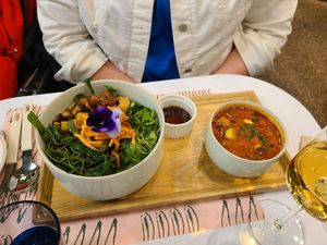 Bibimbap and tofu stew at Plantude 플랜튜드 in Seoul