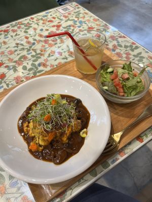   at Flowers Bake & Ice Cream in Tachikawa