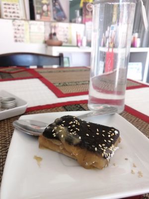 vegan cake at Lamai Veggie in Koh Samui