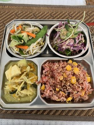 Thali at Lamai Veggie in Koh Samui