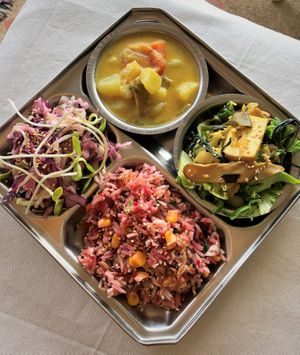 Yellow curry Set at Lamai Veggie in Koh Samui