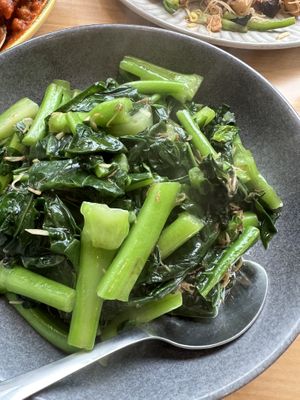  Hi ese broccoli 🥦 with GINGER   at Vegify in Knoxfield