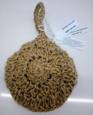 Sachet de Savon jute at Kiosque de la Châtaigneraie in Saint Gingolph