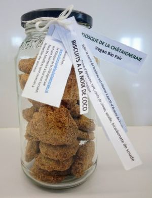 Biscuits vegane & bio à la noix de coco at Kiosque de la Châtaigneraie in Saint Gingolph