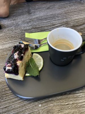 with lunch deal: espresso and mini vegan blueberry pie   at Taschi's in Herrenberg