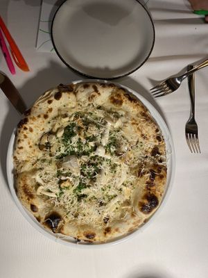Mushroom Bianca pizza   at Crossroads Kitchen in Las Vegas