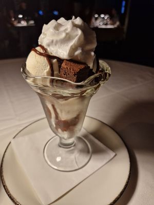 Brownie sundae at Crossroads Kitchen in Las Vegas