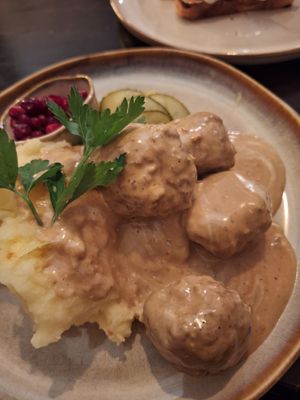 Albóndigas con puré de patata at  Verte in Stockholm