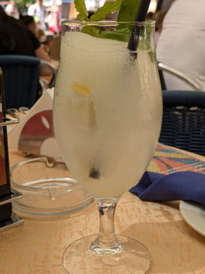Fresh lemonade at Fauno Bar in Sorrento