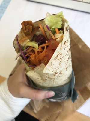   at Neue Dönastie in Regensburg