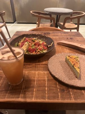   at Honest Greens in Porto