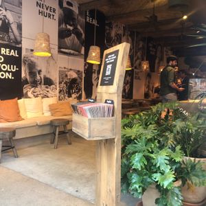  at Honest Greens in Porto