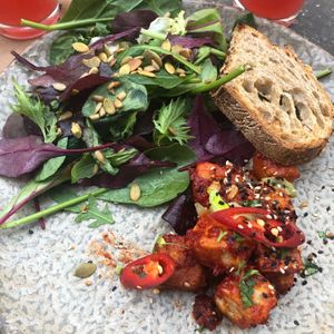  at Honest Greens in Porto