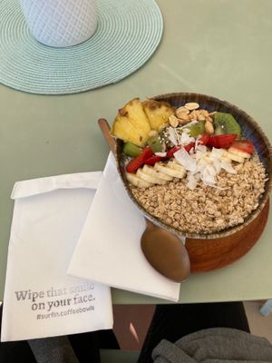  at Surfin Coffee & Bowls in Costa Da Caparica