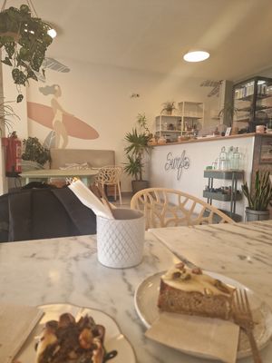  at Surfin Coffee & Bowls in Costa Da Caparica