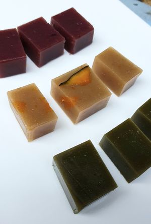 Yanggaeng with sweet pumpkin flavor - close-up at Guemokdang - Insadong 금옥당 in Seoul