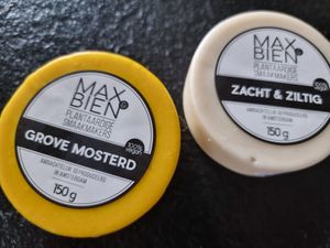Vegan cheezes at Nieuwe Vaart in Antwerpen