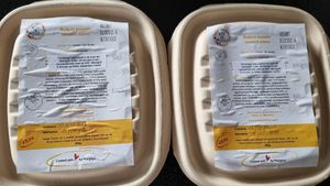 Frozen dishes, balls in tomato sauce at Nieuwe Vaart in Antwerpen