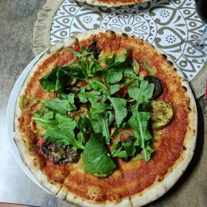 Vegetariana (without dairy) at Pizzeria Bella Italia in Himare