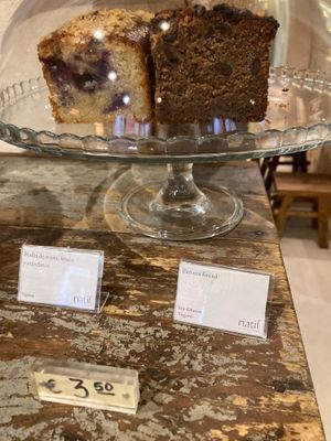 Vegan cakes at Natif Coffee & Kitchen in Madrid