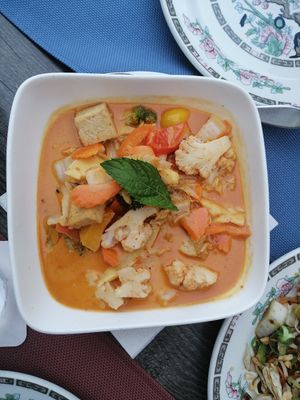 Pottes kokosmilch curry mit tofu und gemuse at Asia Heidelberg - Freunde der Sichuan Küche in Heidelberg