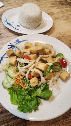 Fried tofu with rice on the side at Pho' Neighbors in Lake Elsinore