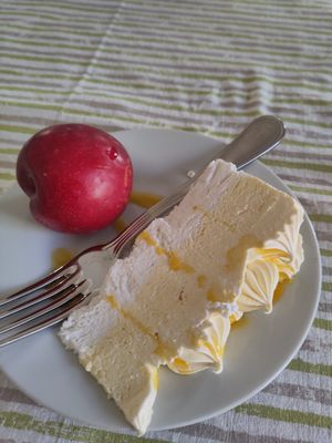 Sweets and fruit at Hotel Luxor in Bellaria-igea Marina