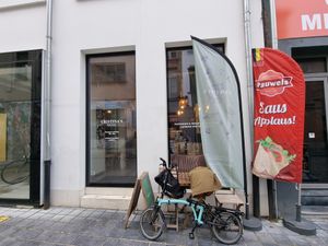 front / entrance at Cristina's kitchen in Mechelen