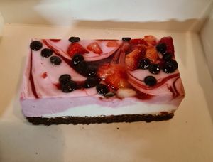 Aardbeiengebakje Vegan at MultiVlaai in Gorinchem